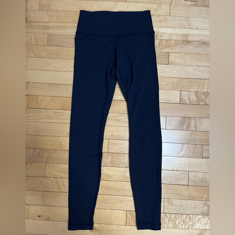 Navy high waisted Lulu leggings (size 6)